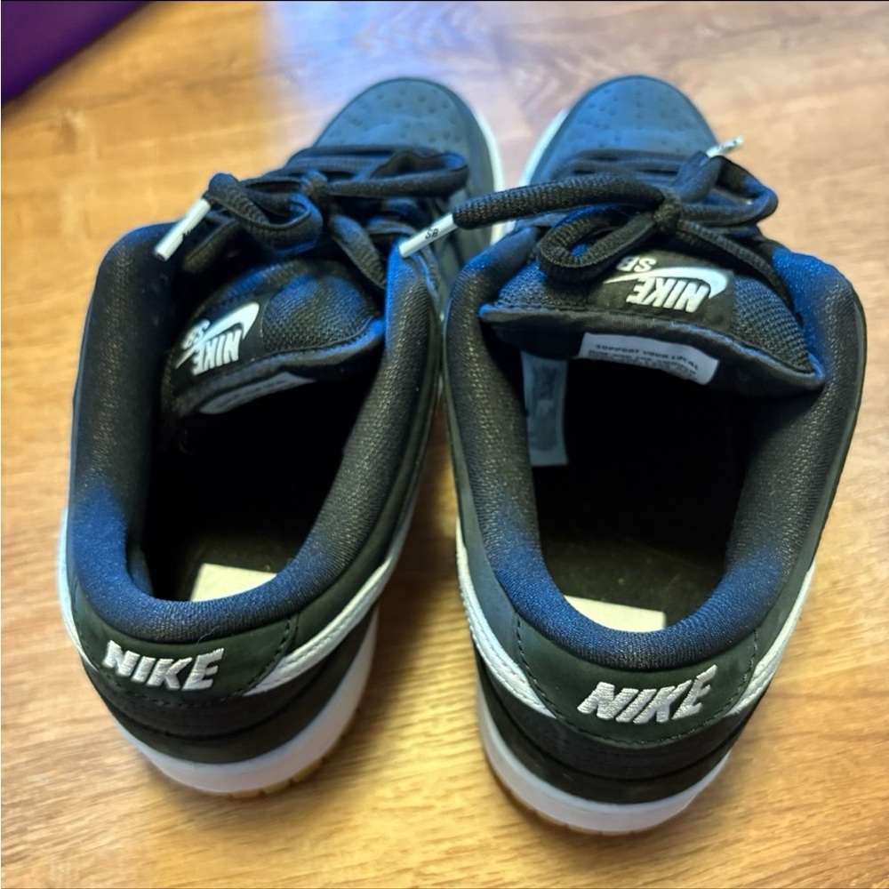 Nike SB Dunk Low Pro Size 8.5 Mens/10 Womens Shoes - Picture 2 of 9